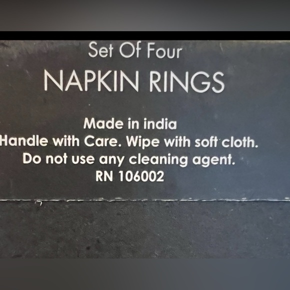 Tahari Home 8 Crystal Napkin Rings Jeweled Bling Snowflake Glam Holiday New - Picture 5 of 5